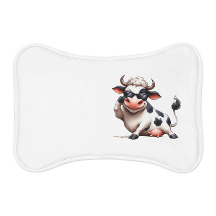 CharmPaws Pet Feeding Mats: Keep Mealtime Mess-Free & Stylish! - Cow