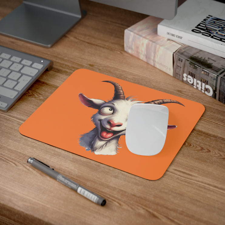 WhimsyWonder Desk Mouse Pad: Εξατομικευμένη γοητεία για το χώρο εργασίας σας - Goofy Goat