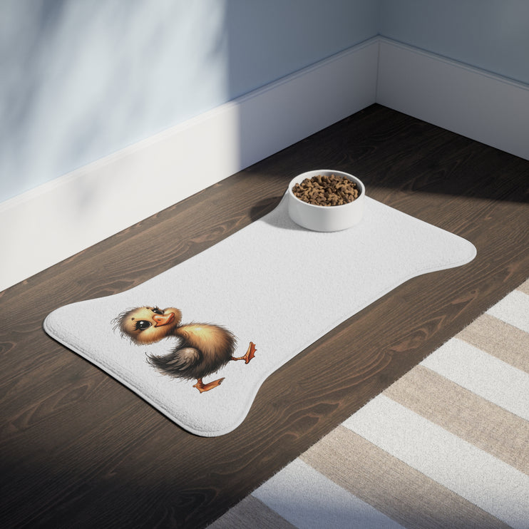 CharmPaws Pet Feeding Mats: Keep Mealtime Mess-Free & Stylish! - Duck